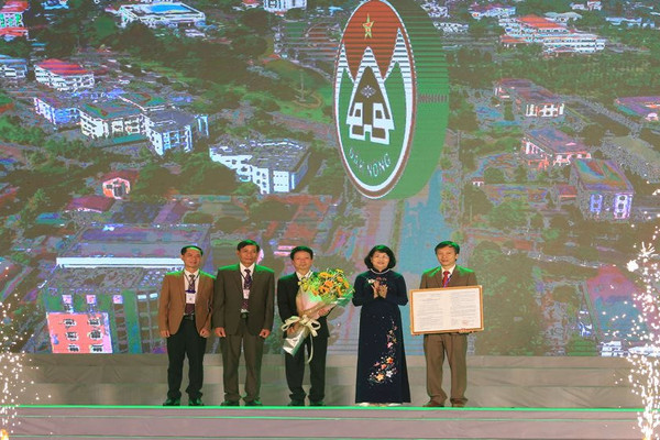 Đắk Nông: Công bố Quyết định thành lập thành phố Gia Nghĩa