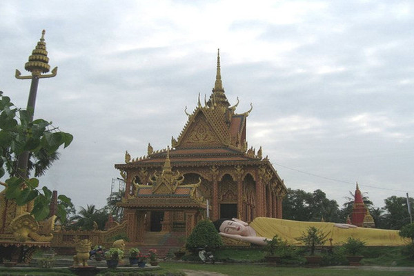 Mạn đàm về hình tượng rắn trong kiến trúc Phật giáo Việt Nam