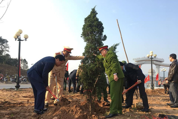 Lạng Sơn: Trồng cây xanh bảo vệ môi trường 