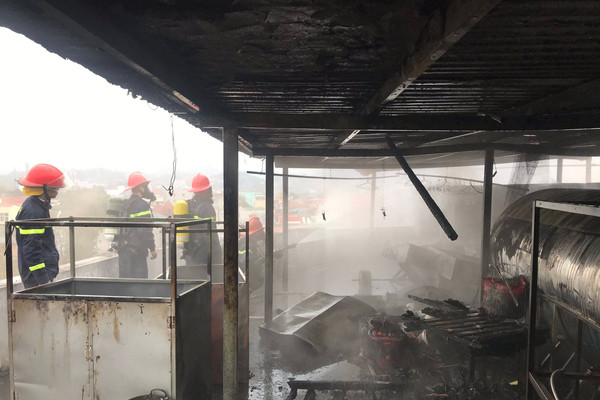 “Bà Hỏa” thiêu cháy nhà hàng giữa trung tâm Thành phố Cao Bằng 