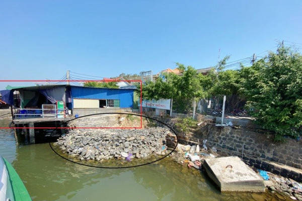 Quảng Ngãi: Lấn chiếm, san lấp trái phép khu vực mặt nước cảng Sa Kỳ để kinh doanh