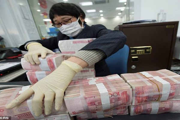 WHO: “Cách ly” tiền giấy đã qua sử dụng để tránh lây lan Covid-19