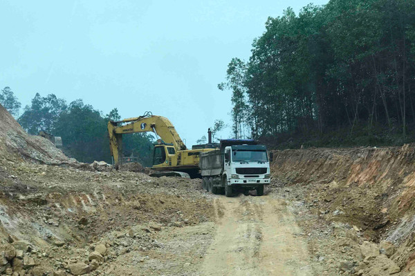Quảng Ninh: Siết chặt công tác quản lý nguồn vật liệu san lấp mặt bằng