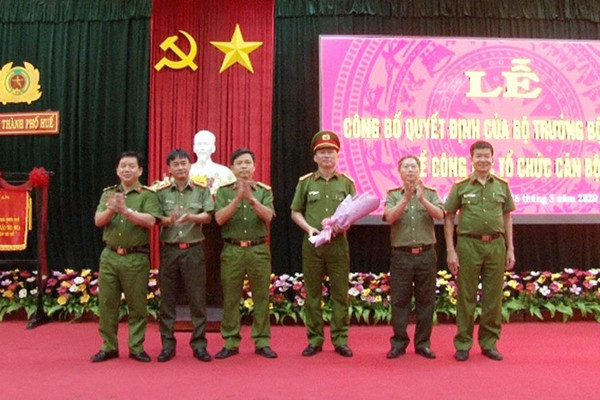 Thượng tá Nguyễn Viết Hoàng giữ chức Trưởng Công an TP. Huế