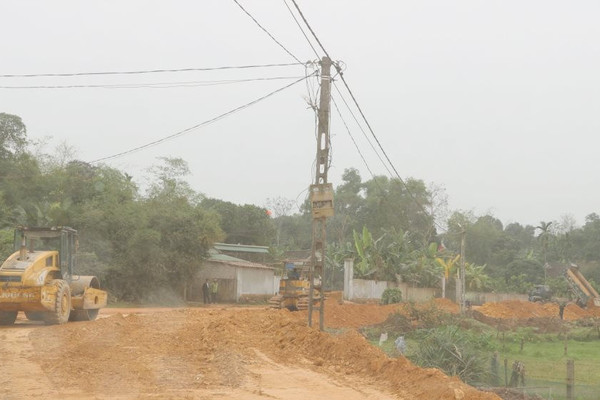 Hà Tĩnh: Truy thu bằng tiền đối với khối lượng đất sử dụng trái phép tại công trình do Công ty Hợp Tiến thi công