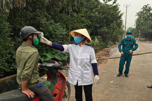 Hà Nam: Lập 4 chốt kiểm soát ở các lối ra vào của thôn nơi ca bệnh 251 sinh sống