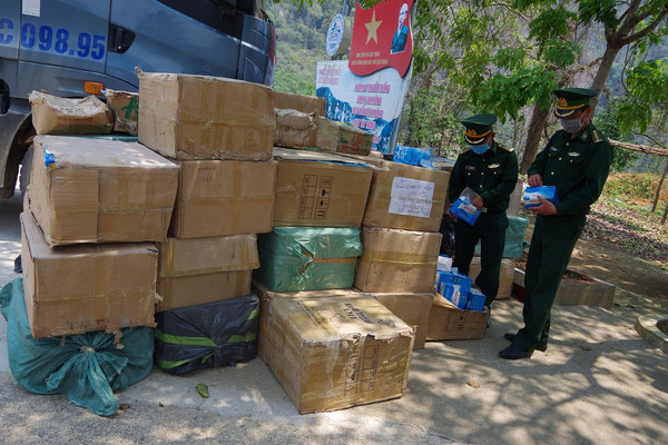 Điện Biên: Thu giữ khoảng 125.000 khẩu trang y tế không rõ nguồn gốc