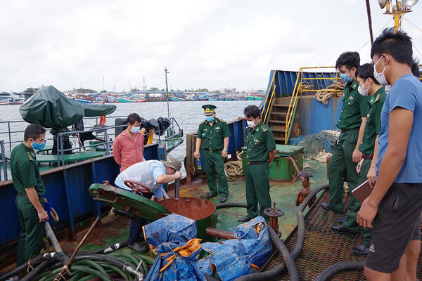 Bà Rịa - Vũng Tàu: Bắt tàu chở gần 190 ngìn lít dầu không rõ nguồn gốc