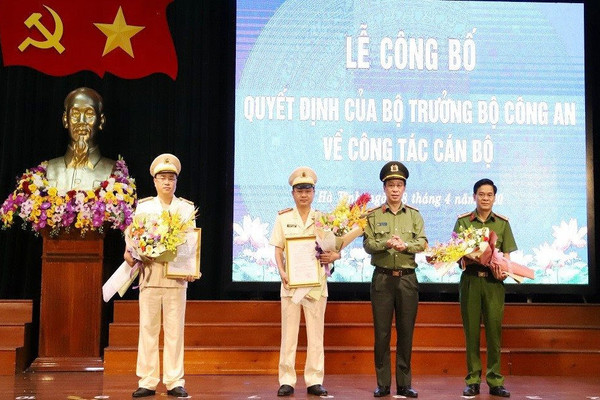 Bổ nhiệm hai Phó Giám đốc Công an tỉnh Hà Tĩnh