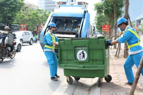 Hà Nội thu gom hơn 4 nghìn tấn rác trong dịp nghỉ lễ 30/4 và 1/5