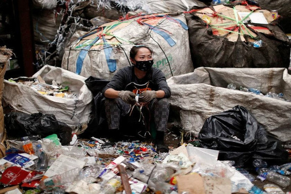 Rác thải nhựa chất đống ở Thái Lan khi nỗ lực chống COVID-19 gạt cuộc chiến chống ô nhiễm sang một bên