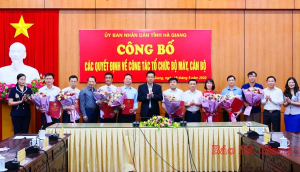 Bổ nhiệm nhân sự 6 tỉnh thành