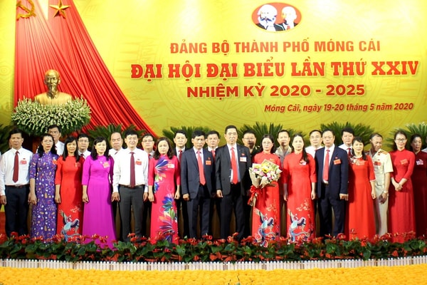 Kiện toàn nhân sự 4 địa phương
