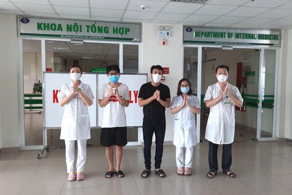 Thêm 2 bệnh nhân khỏi bệnh, Việt Nam chỉ còn 9 ca đang điều trị COVID-19