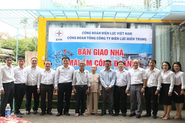 Thừa Thiên Huế: Hỗ trợ xây nhà cho gia cảnh khó khăn