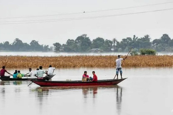 Ấn Độ: Lũ lụt ở bang Assam buộc một triệu người rời bỏ nhà cửa