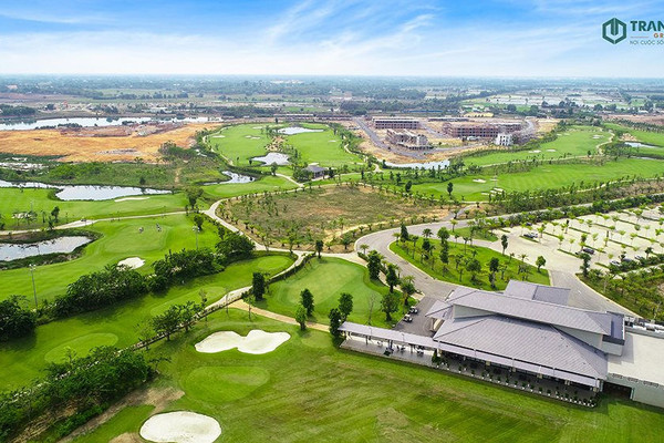 Biệt thự sân golf - “Gà để trứng vàng” cho nhà đầu tư
