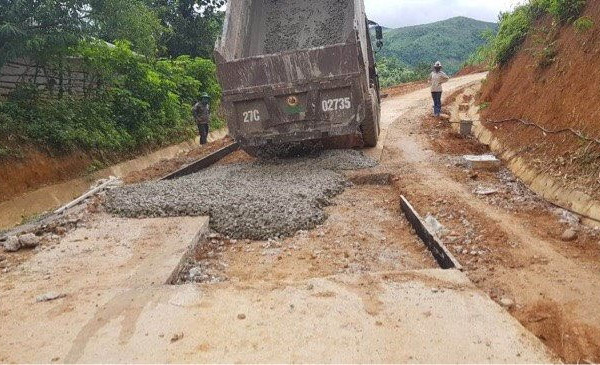 Huyện Điện Biên Đông (Điện Biên) yêu cầu khắc phục sai phạm trong xây dựng giao thông