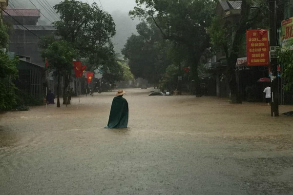 Thành phố Hà Giang ngập sâu do mưa lớn kéo dài