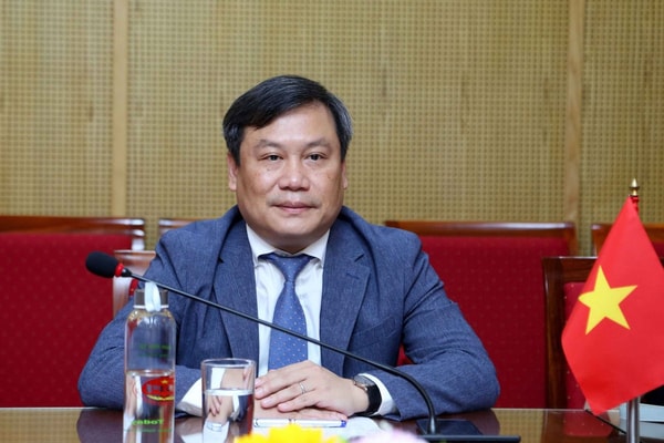 Thứ trưởng Bộ Kế hoạch và Đầu tư giữ chức Bí thư Tỉnh ủy Quảng Bình