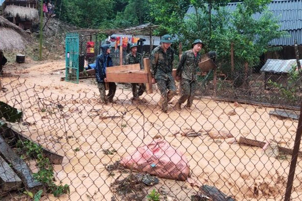 Điện Biên: Khắc phục thiệt hại do lũ quét tại xã Na Ư