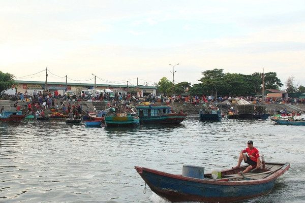 Nghệ An: Nhiều khó khăn trong phát triển dịch vụ hậu cần nghề cá