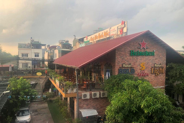 Long Biên - Hà Nội: Ngang nhiên xây dựng nhà hàng trên hàng lang thoát lũ sông Hồng
