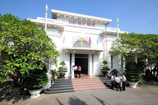 Xây dựng, phát triển Đại học Huế thành Đại học Quốc gia