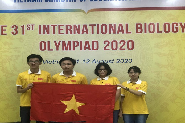 4/4 học sinh Việt Nam đoạt giải tại Olympic Sinh học quốc tế