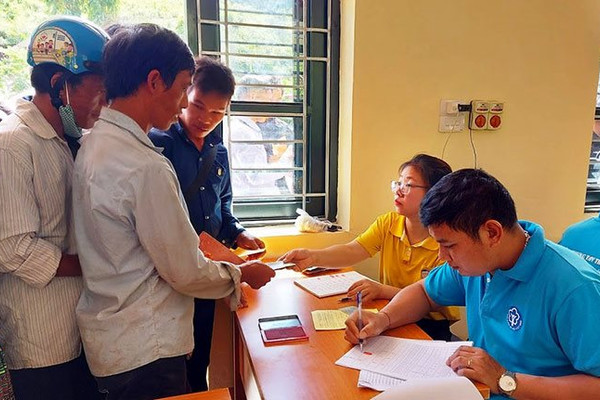 Điện Biên: 9 huyện, thị xã, thành phố hoàn thành chi trả tiền hỗ trợ người dân bị ảnh hưởng dịch Covid-19 
