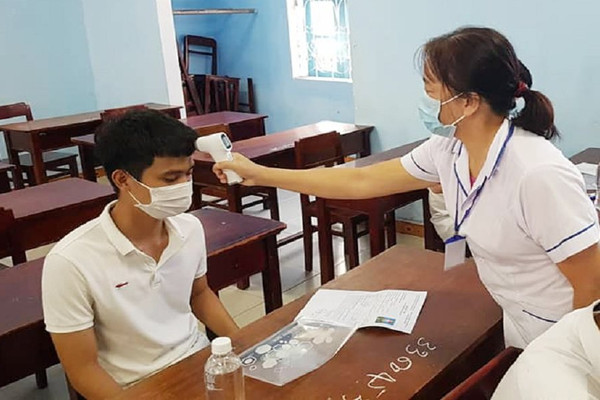 Thừa Thiên Huế: Nhiều thí sinh bước vào kỳ thi tốt nghiệp THPT đợt 2