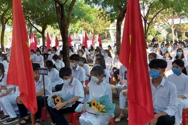 Quảng Nam cho học sinh nghỉ học tránh bão số 5