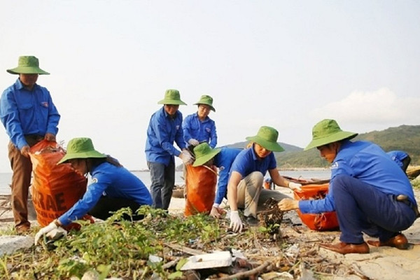 Nghệ An: Phát động chiến dịch Làm cho thế giới sạch hơn năm 2020