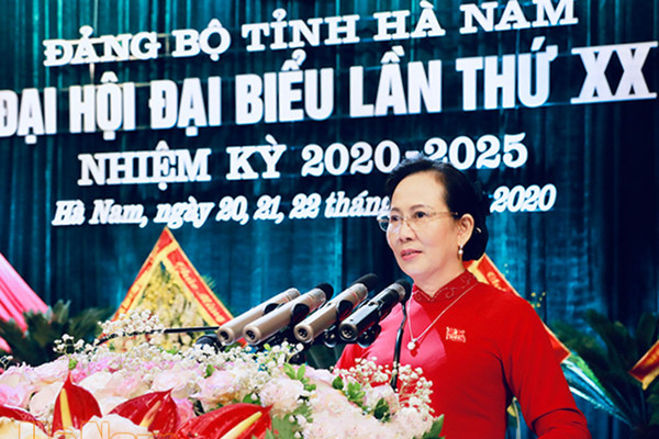 Đồng chí Lê Thị Thủy giữ chức Bí thư Tỉnh ủy Hà Nam khóa XX
