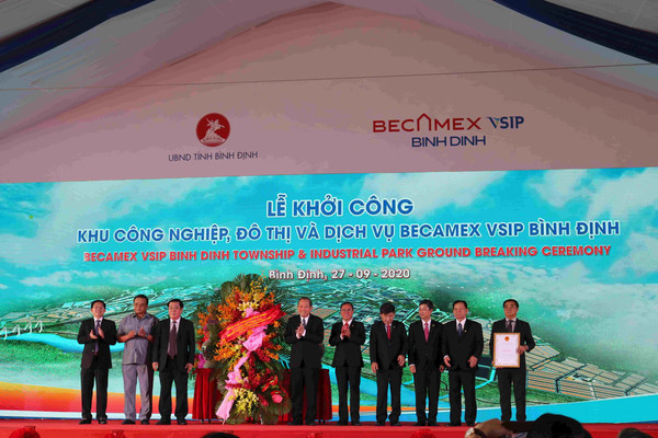 Phó Thủ tướng Trương Hòa Bình dự khởi công Khu công nghiệp, Đô thị và Dịch vụ Becamex VSIP Bình Định 