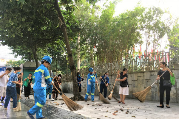 Hà Nội tổng vệ sinh môi trường chào mừng Đại hội Đảng bộ thành phố