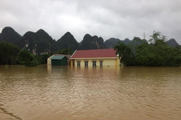 11 người chết và mất tích do mưa lũ ở Trung Bộ