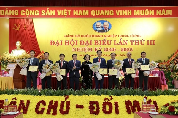 2 công trình Dầu khí được vinh danh công trình tiêu biểu chào mừng Đại hội đại biểu toàn quốc lần thứ XIII của Đảng