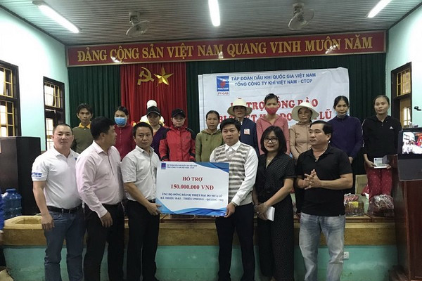 PV GAS ủng hộ 600 triệu đồng cho Thừa Thiên - Huế và Quảng Trị 