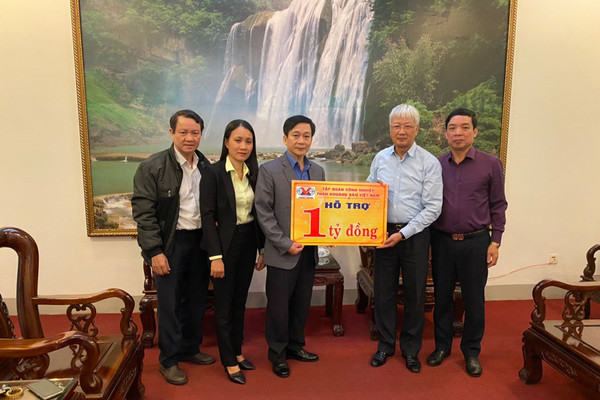 TKV trao 1 tỷ ủng hộ tỉnh Thừa Thiên Huế khắc phục thiệt hại do mưa lũ