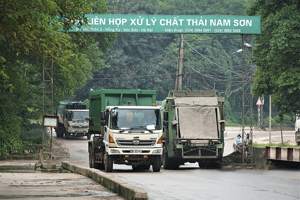 UBND TP Hà Nội đưa nhiều giải pháp cấp bách giải quyết tồn tại ở bãi rác Nam Sơn