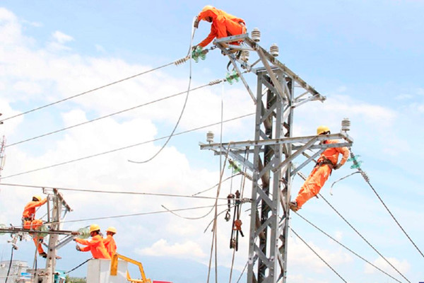 EVNNPC  tháng 7 điện thương phẩm tăng 9,01% 