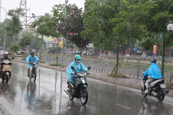 Dự báo thời tiết ngày 1/11: Trung Bộ mưa giảm dần