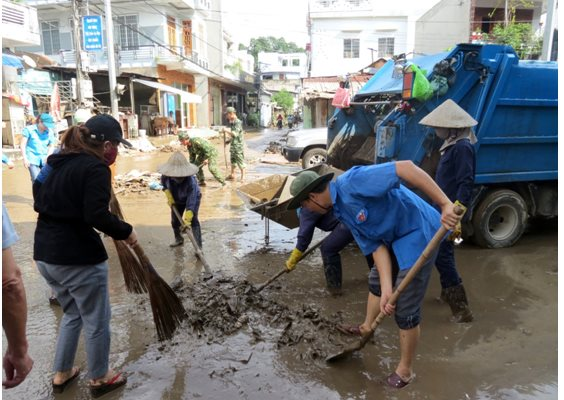 Phú Yên nhanh chóng khắc phục hậu quả mưa lũ, sớm ổn định cuộc sống cho người dân 