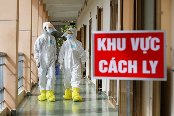 Cách ly 10 ca nhập cảnh mắc COVID-19 tại TP. Hồ Chí Minh