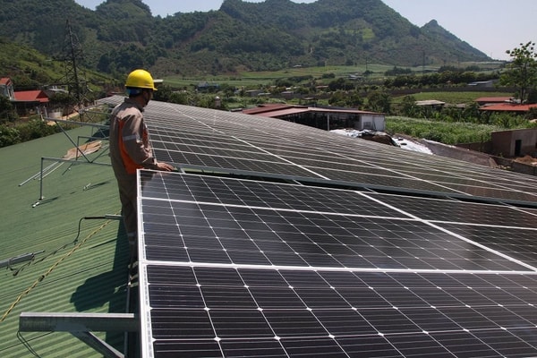 Sơn La rà soát việc phát triển điện mặt trời mái nhà 