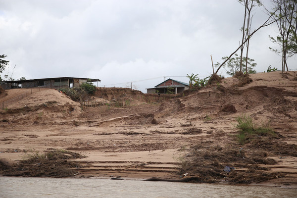 Sạt lở nghiêm trọng sông Sê Pôn tại khu vực biên giới Việt - Lào