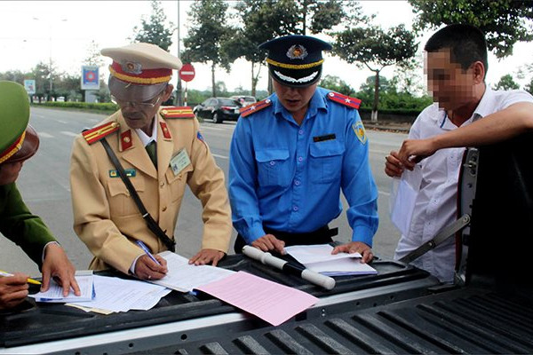 Thừa Thiên Huế: Tăng cường xử lý vấn nạn “xe dù, bến cóc”