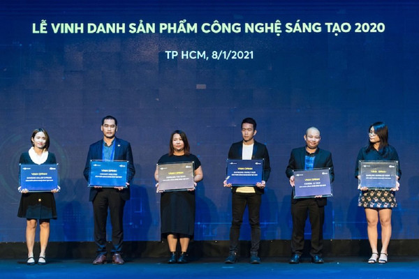 VinSmart – Thương hiệu điện thoại Việt xuất sắc nhất Tech Awards 2020