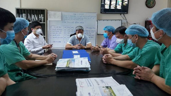 Huế tiếp nhận, điều trị nhiều bệnh nhân Lào trong đại dịch COVID – 19